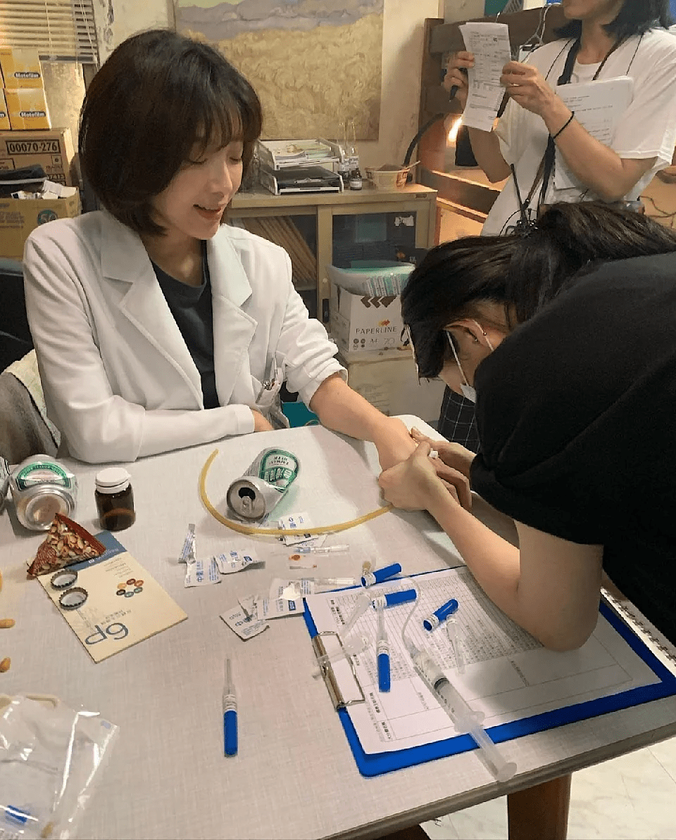 描述: D:\廣編\網文\已完稿\99.女外科\mg.png