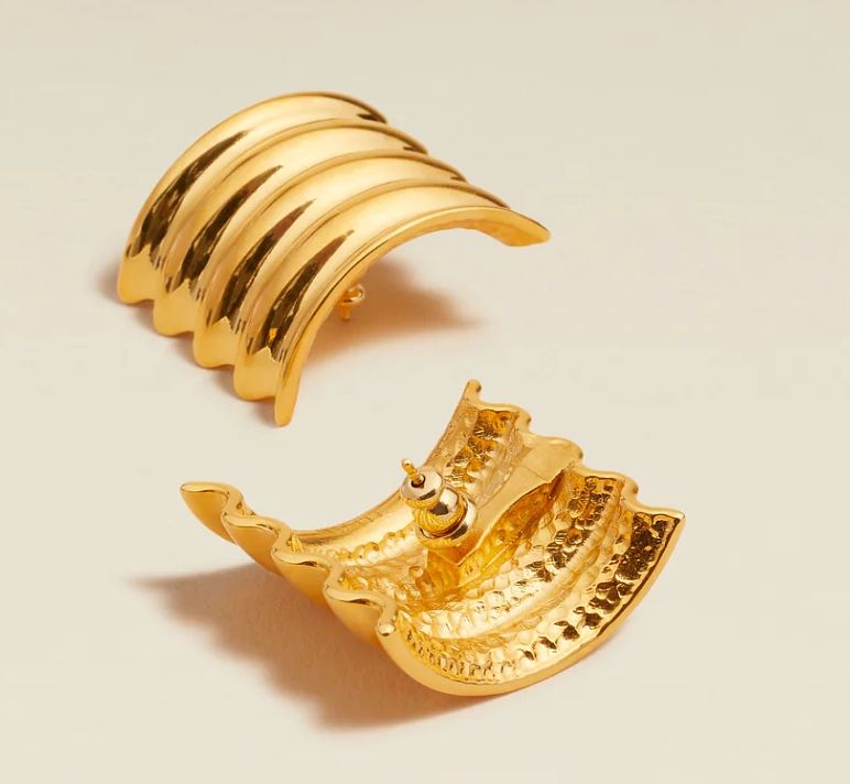 2024 Lyst上半年熱賣時尚單品前10名盤點! Miu Miu 3單品進榜不愧為話題品牌王!