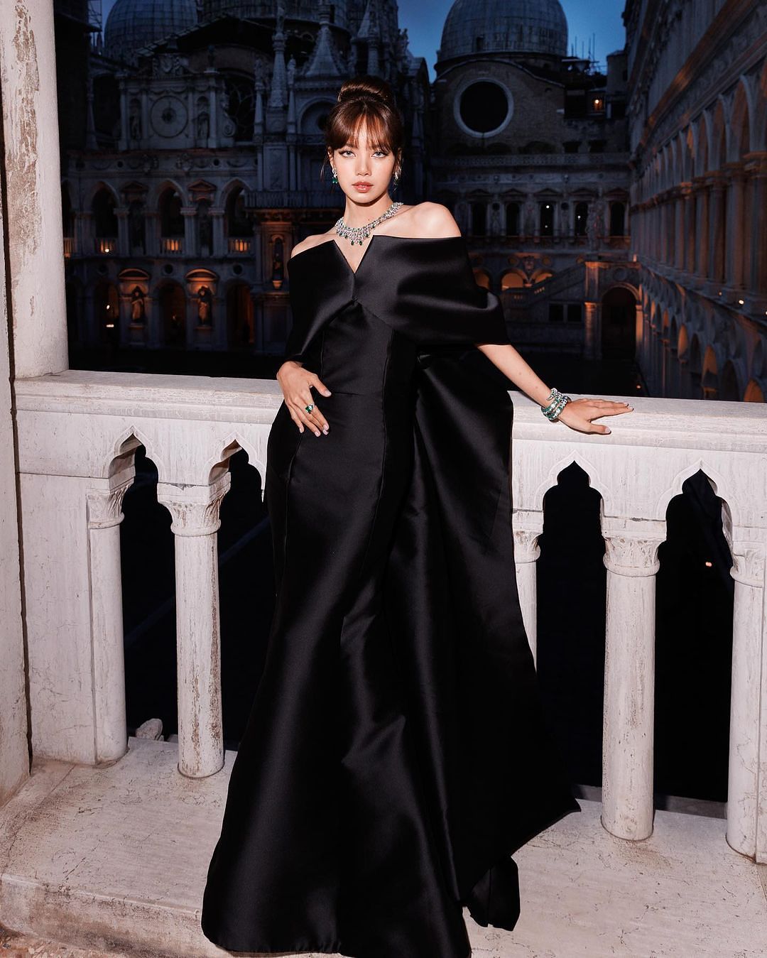 BLACKPINK四閨女絕美晚宴禮服與紅毯活動造型回顧盤點！解析超時髦高奢精品搭配、美到心臟漏一拍！