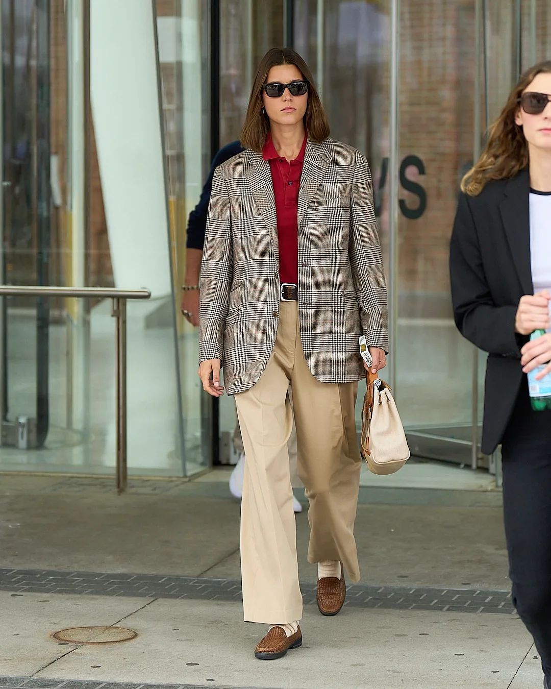 超模、大勢女團都在穿！ 2024最新復古穿搭美學「Grandpacore」 汲取自祖父衣櫃的舒適回憶