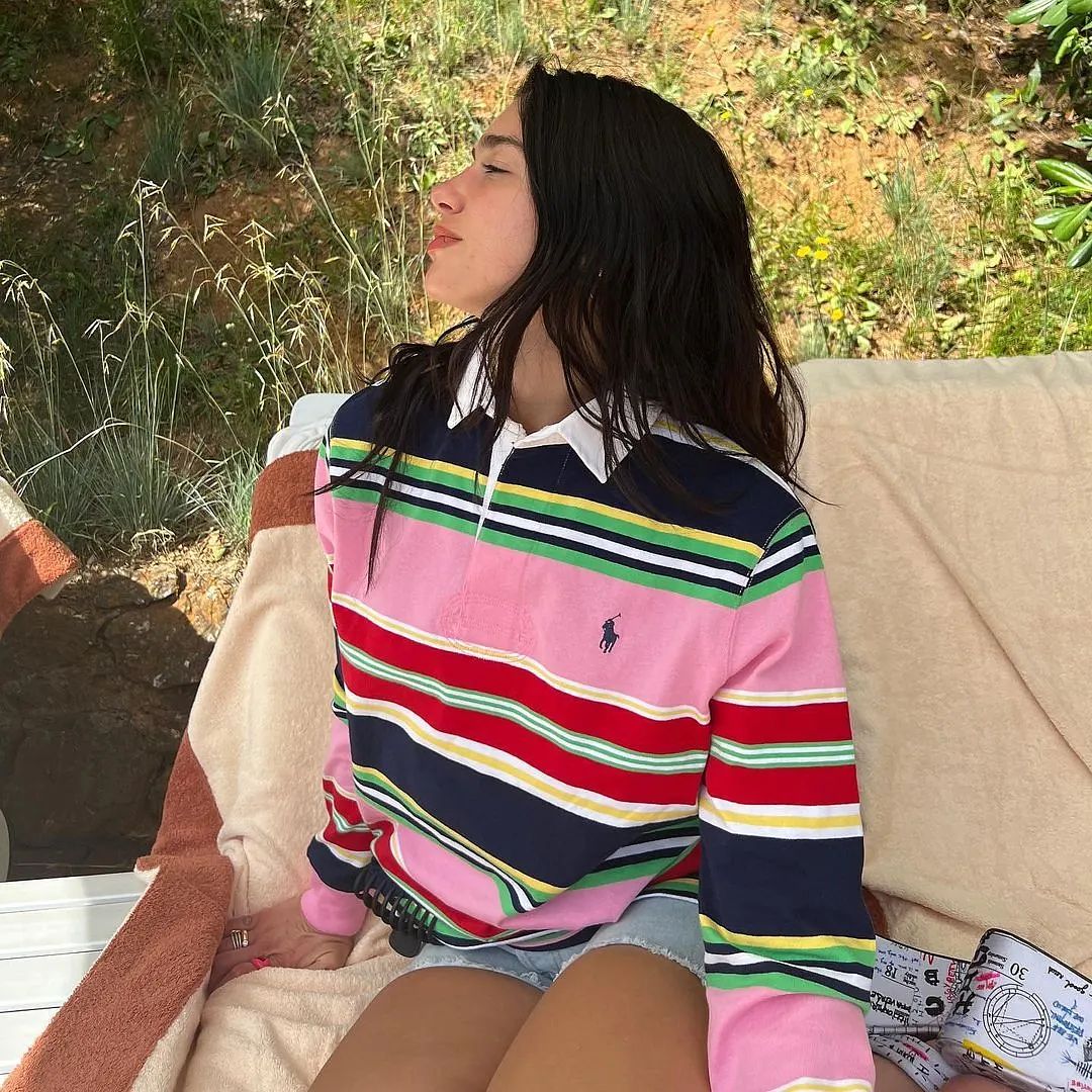 超模、大勢女團都在穿！ 2024最新復古穿搭美學「Grandpacore」 汲取自祖父衣櫃的舒適回憶