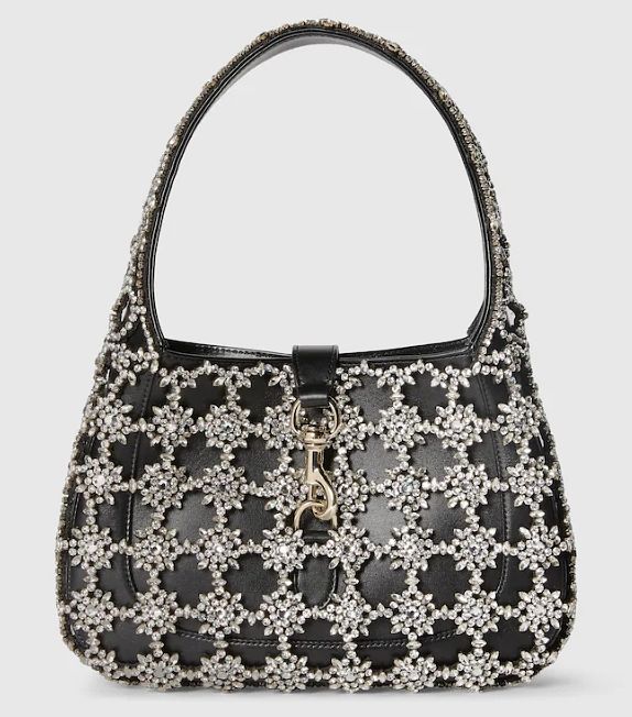 春日必備浪漫編織包、華麗水鑽包款再度回歸！ 盤點2024春夏包款6大趨勢與精品包推薦